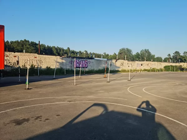 horizontālo līniju izveide un krāsošana