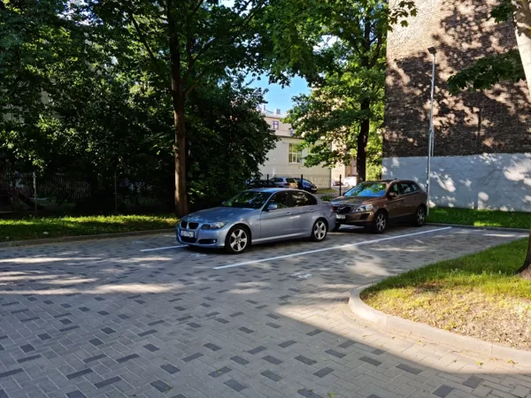 horizontālo līniju izveide un krāsošana