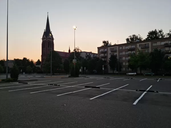 horizontālo līniju izveide un krāsošana