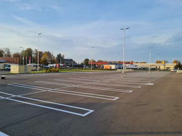LIDL Jēkabpils horizontālo līniju atjaunošana