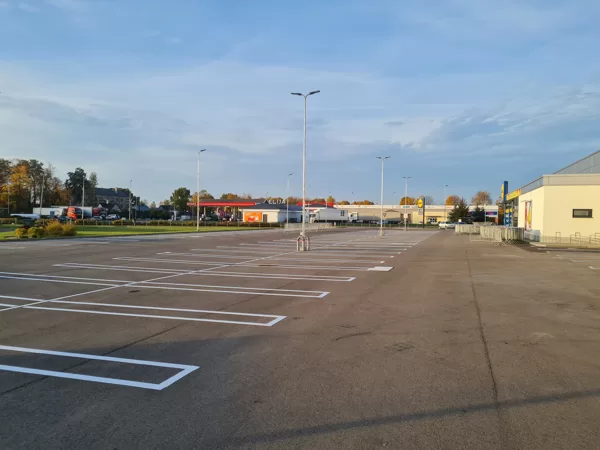 horizontālo līniju izveide un krāsošana