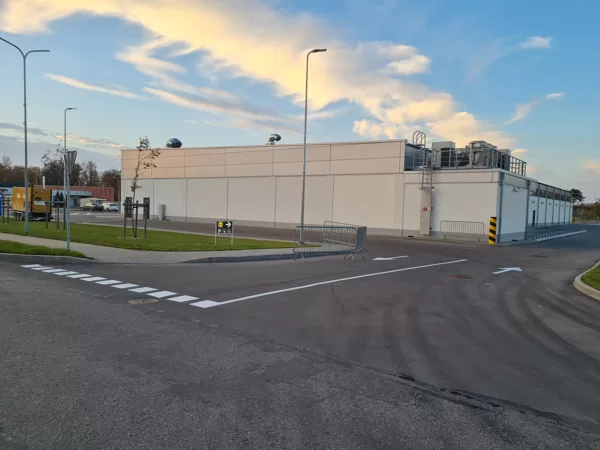 horizontālo līniju izveide un krāsošana