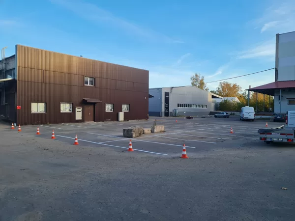 horizontālo līniju izveide un krāsošana