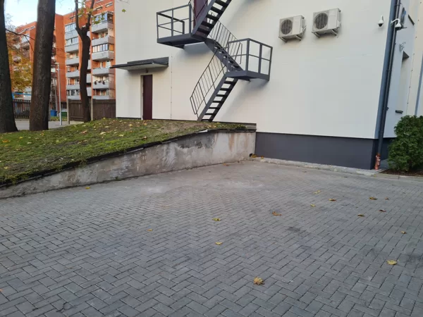 horizontālo līniju izveide un krāsošana