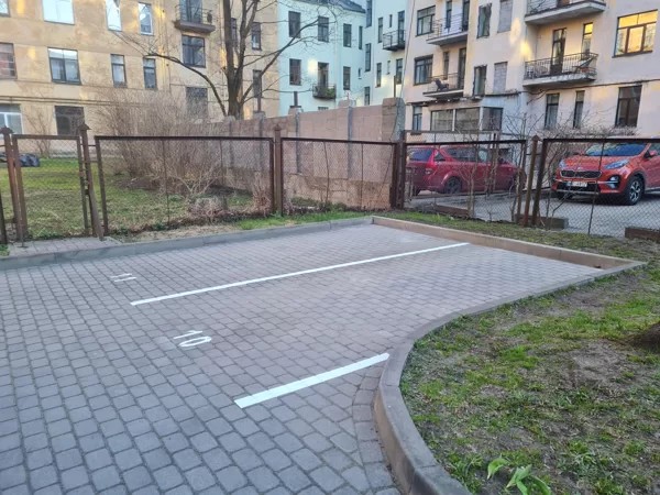 horizontālo līniju izveide un krāsošana