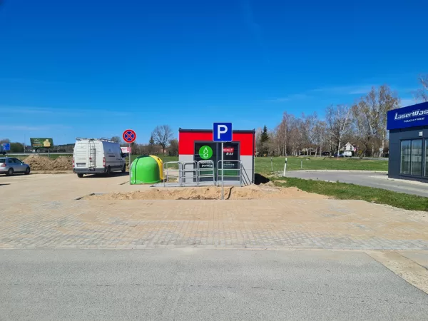 Ceļa zīmju uzstādīšana