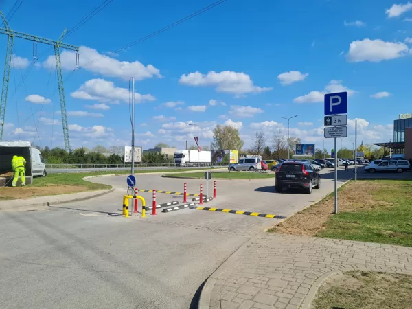 Satiksmes organizācijas tehnisko līdzekļu uzstādīšana