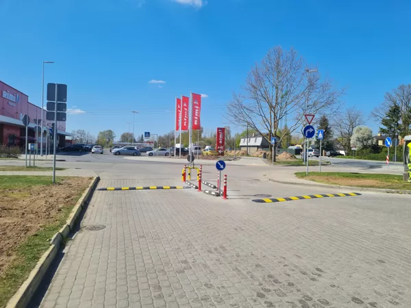 Satiksmes organizācijas tehnisko līdzekļu uzstādīšana