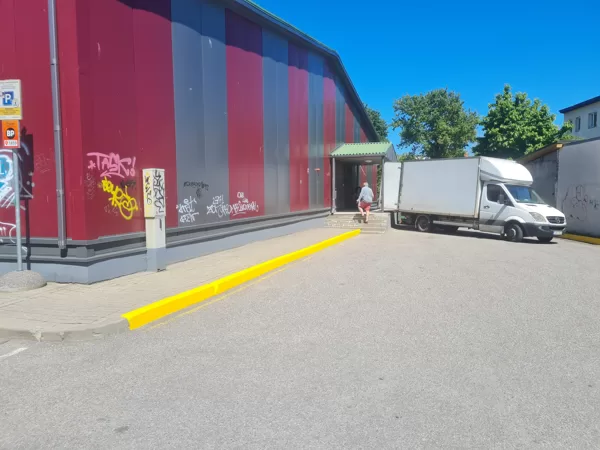 Horizontālo līniju atjaunošana Purvciema Beta