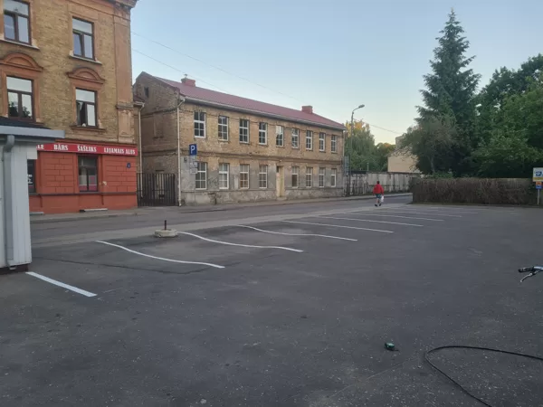 Horizontālo līniju izveide un krāsošana T/C Āgenskalns