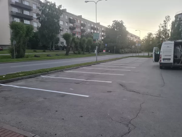 Horizontālo līniju izveide un krāsošana Tukums Rimi