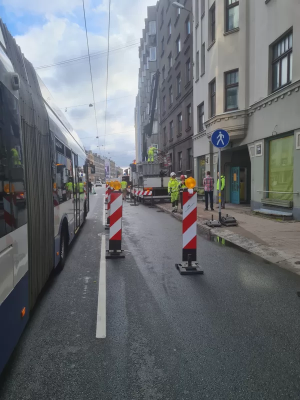 Satiksmes organizācijas tehniskie līdzekļi Brīvības ielā
