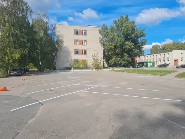 Horizontālo līniju izveide un krāsošana