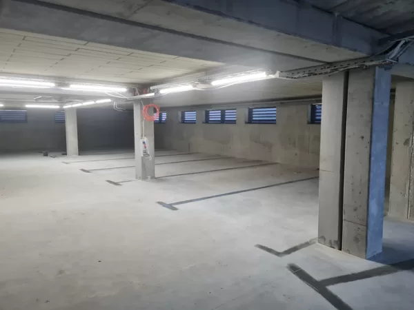 Horizontālo līniju izveide un krāsošana