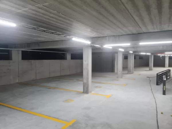 Horizontālo līniju izveide un krāsošana