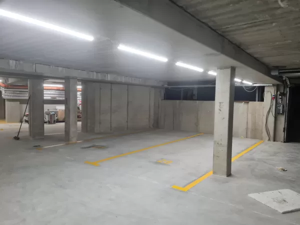 Horizontālo līniju izveide un krāsošana