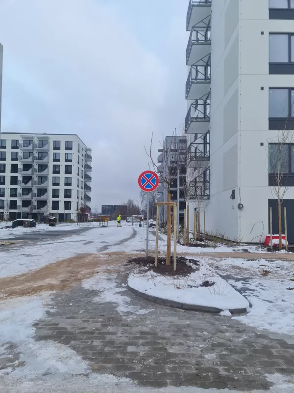 Ceļa zīmju uzstādīšana