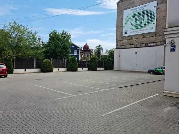 horizontālo līniju izveide un krāsošana