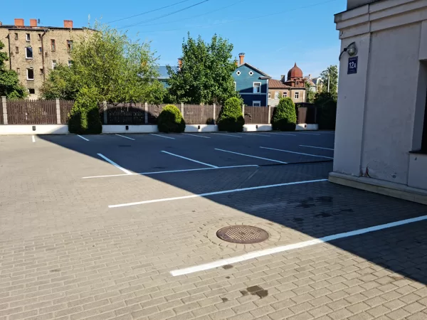 horizontālo līniju izveide un krāsošana