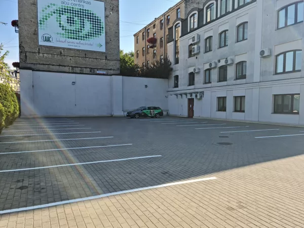 horizontālo līniju izveide un krāsošana