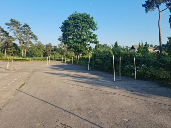 horizontālo līniju izveide un krāsošana