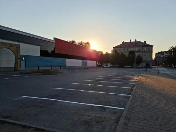 horizontālo līniju izveide un krāsošana