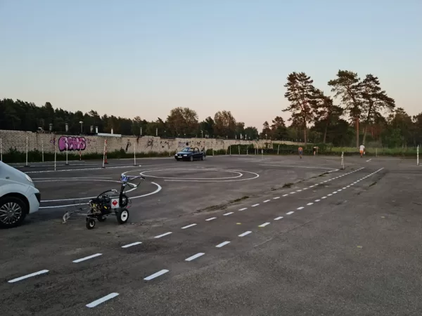 Mācību laukuma izveide un krāsošana